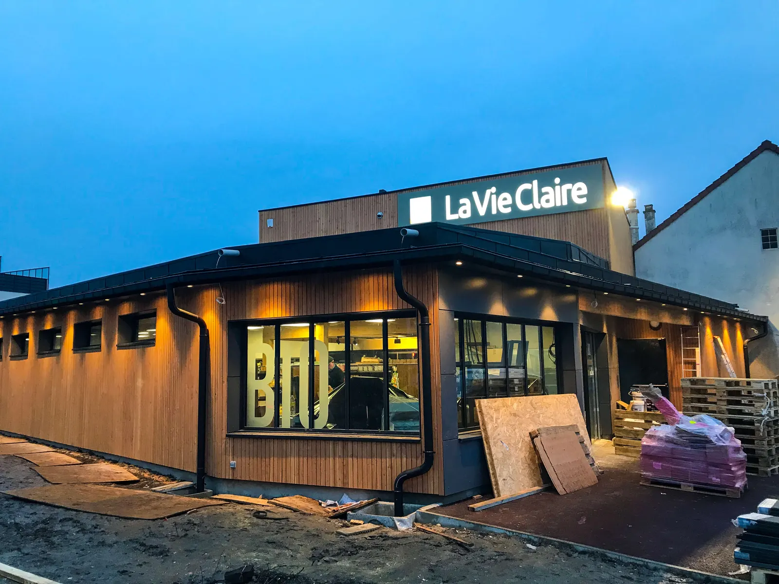 Bâtiments professionnels — réalisation Lefort Menuiserie & Construction Bois