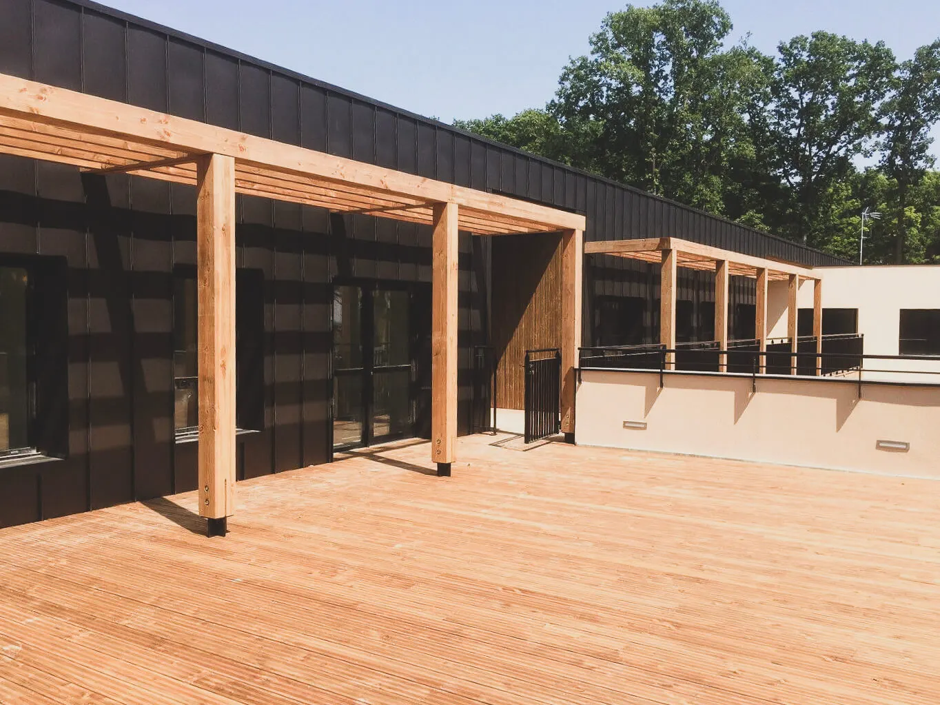 Bâtiments professionnels — réalisation Lefort Menuiserie & Construction Bois